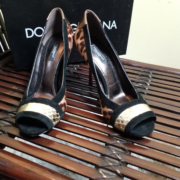 Dolce Gabbana Leopard Pumps - Picture 2 of 6
